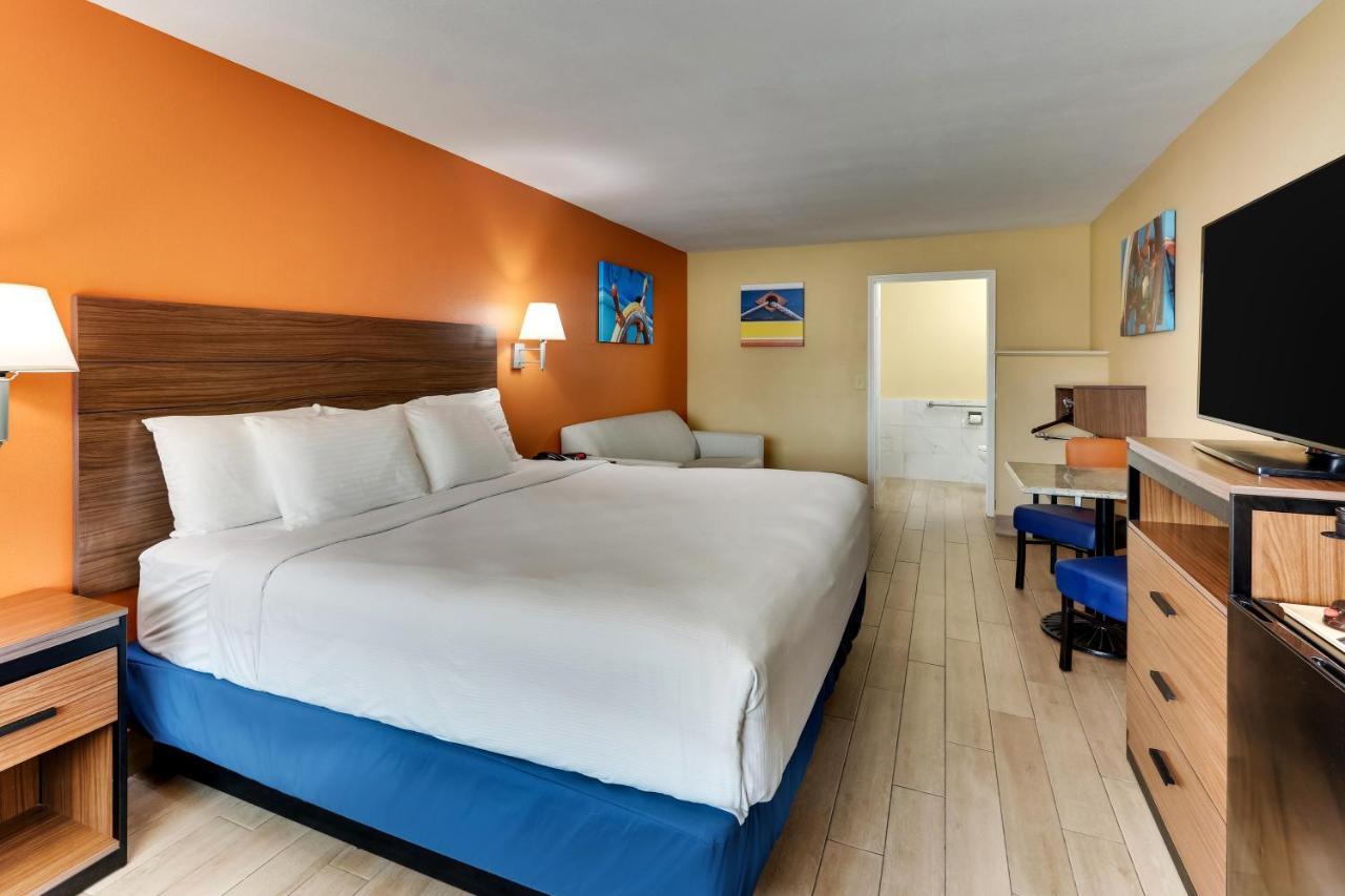 Motel Captains Quarters