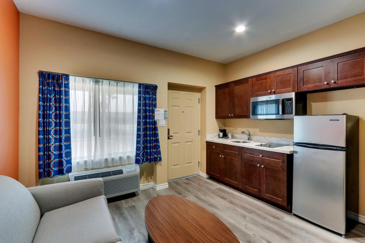 Motel Captains Quarters 2*