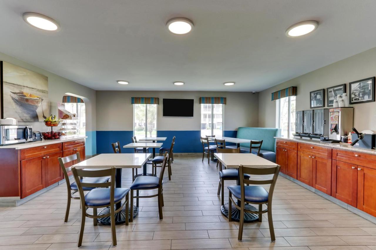 Motel Captains Quarters