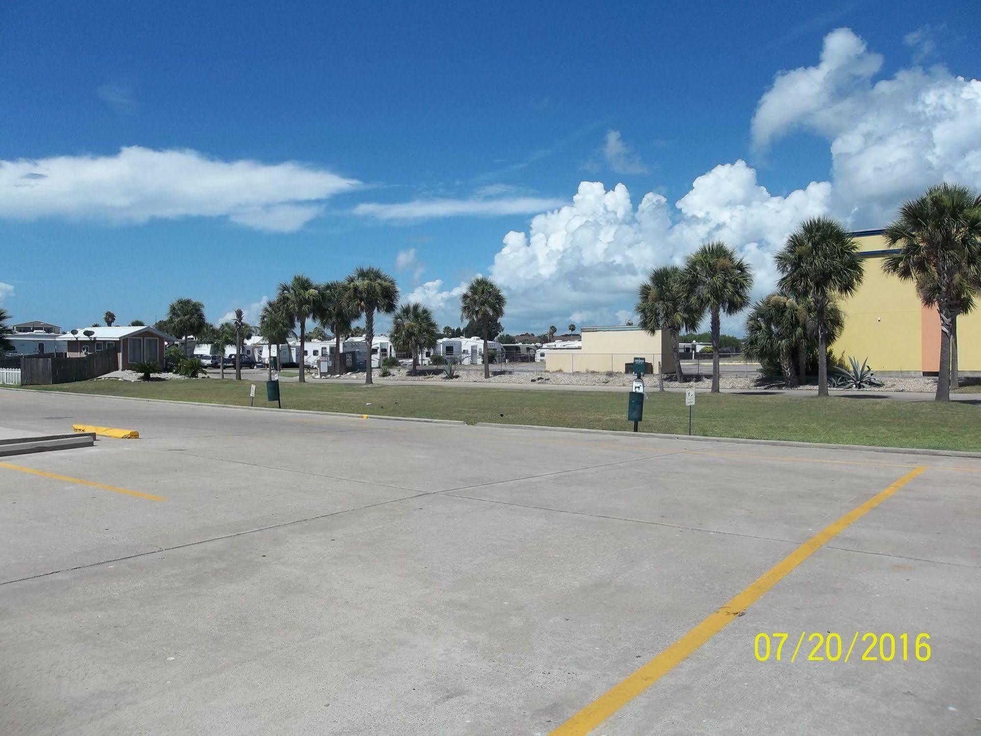 Captains Quarters 2* Port Aransas